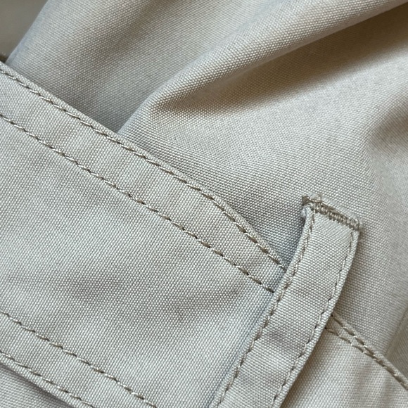 Aritzia Talula Babaton Trench coat Sz Small - Picture 10 of 13